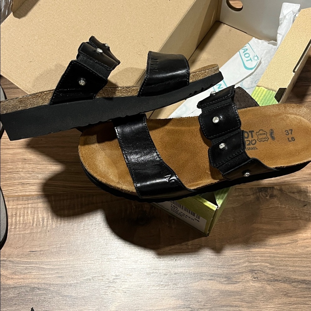 Naot Black Leather Sandals - Ashley Black Madras